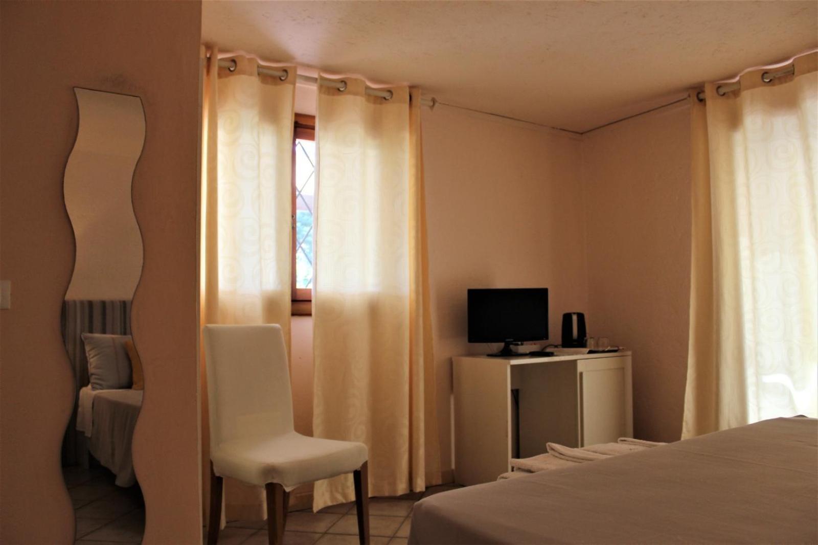 Residence Les Oliviers Порто-Аццурро Екстер'єр фото